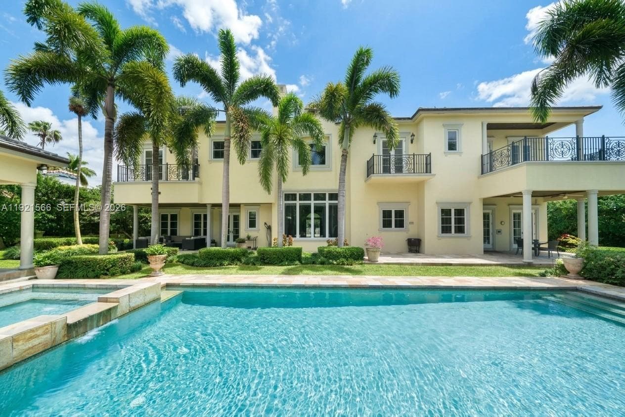 8010 Ponce De Leon Rd, Miami FL 33143 — 14