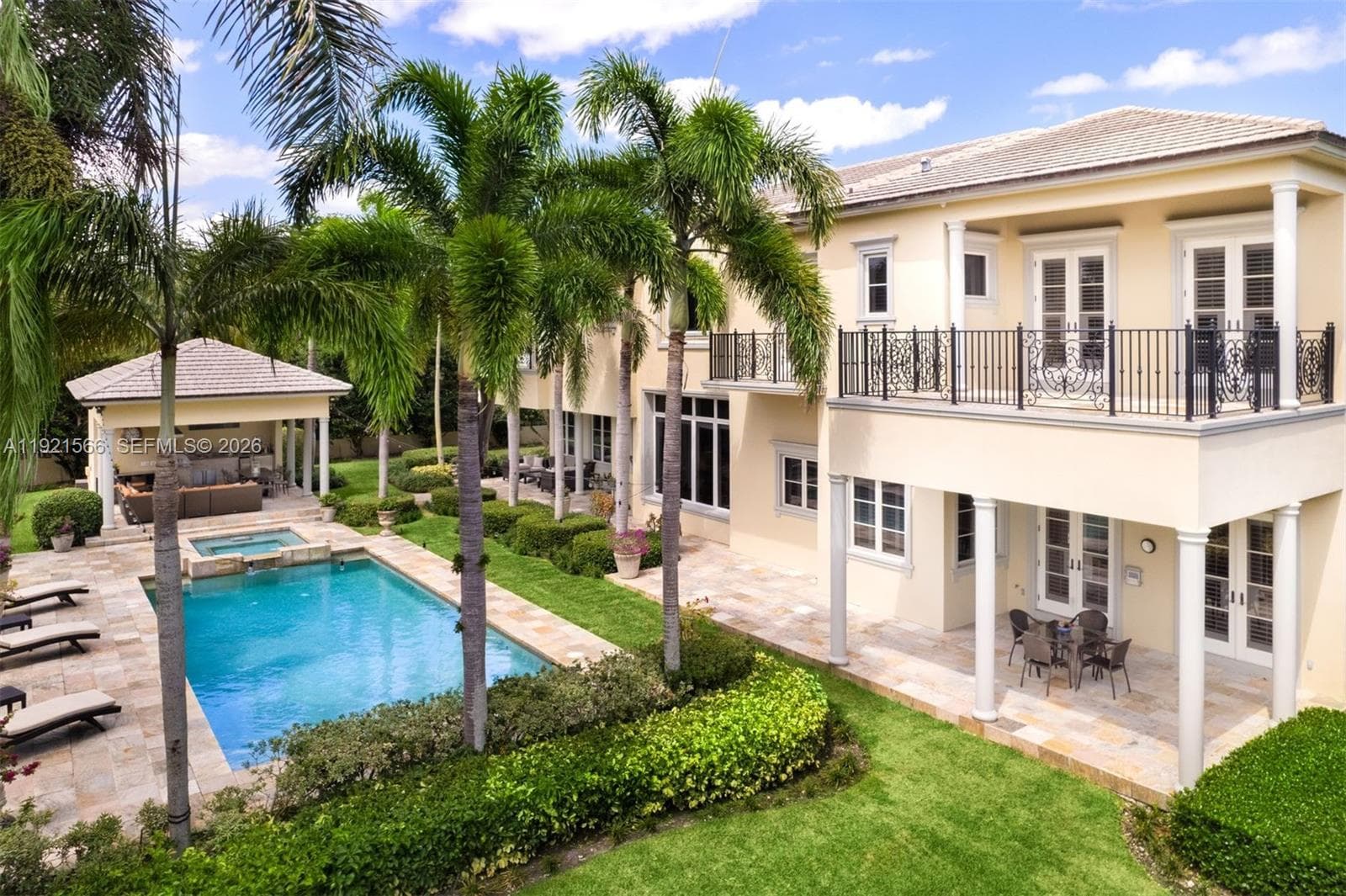 8010 Ponce De Leon Rd, Miami FL 33143 — 15