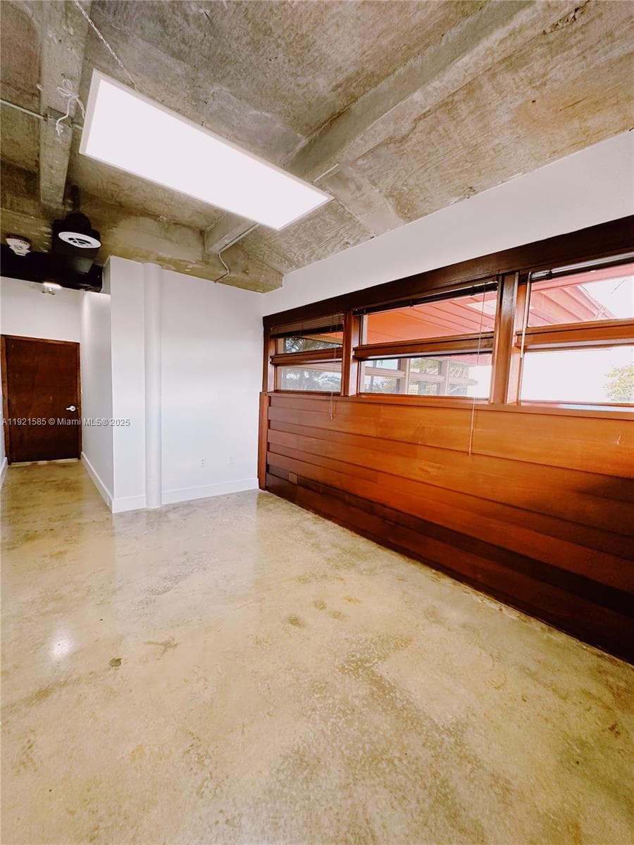 1125 NE 125th St, North Miami FL 33161 — 3