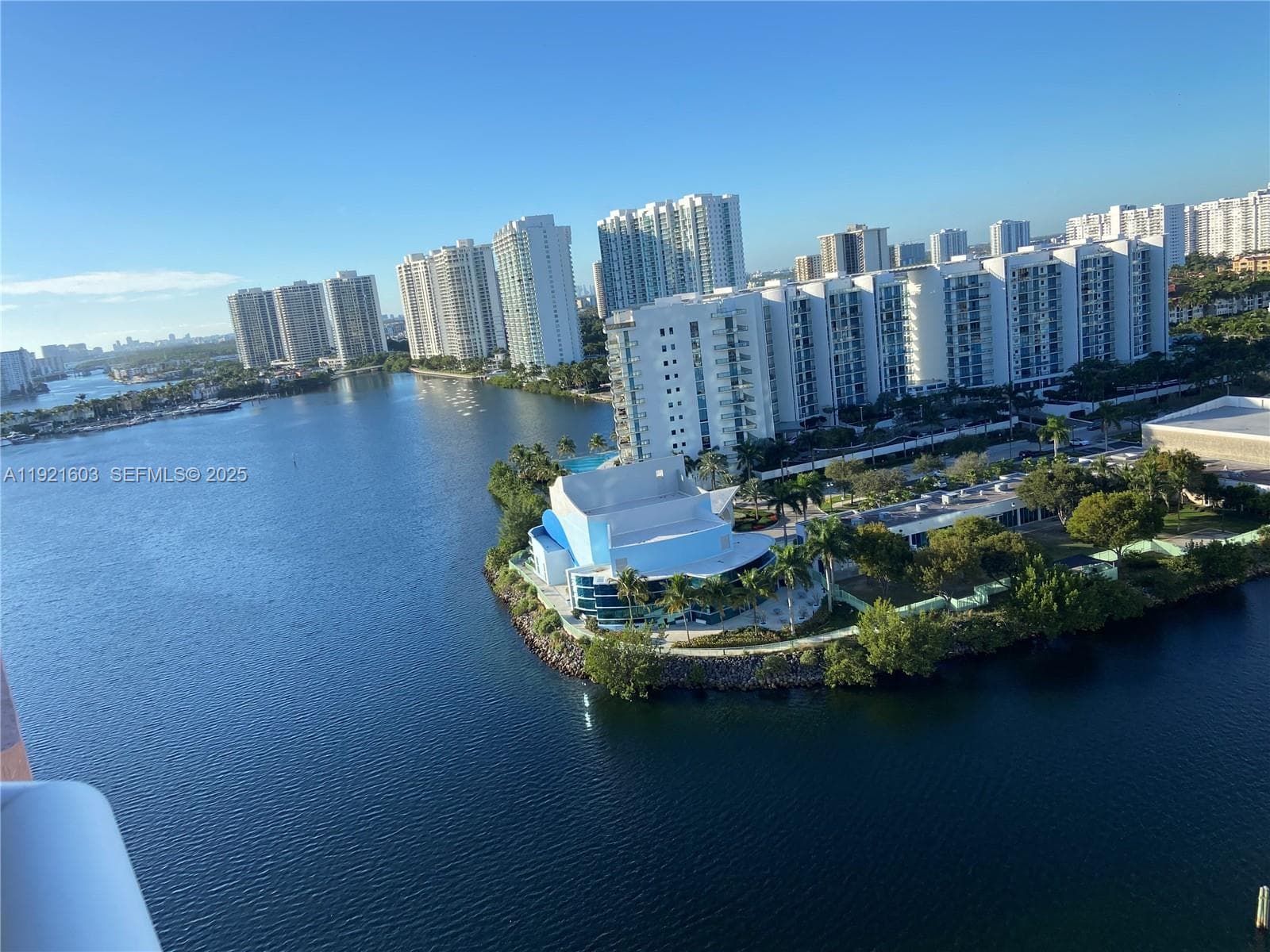 3370 Hidden Bay Dr # 1914, Aventura FL 33180 — 2