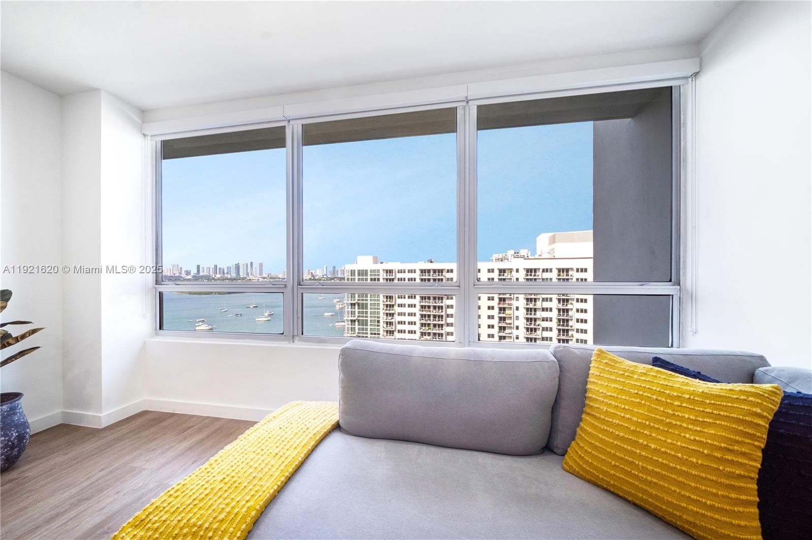 1500 Bay Rd # 1558S, Miami Beach FL 33139 — 14