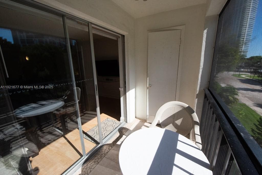 201 178th Dr # 323, Sunny Isles Beach FL 33160 — 53