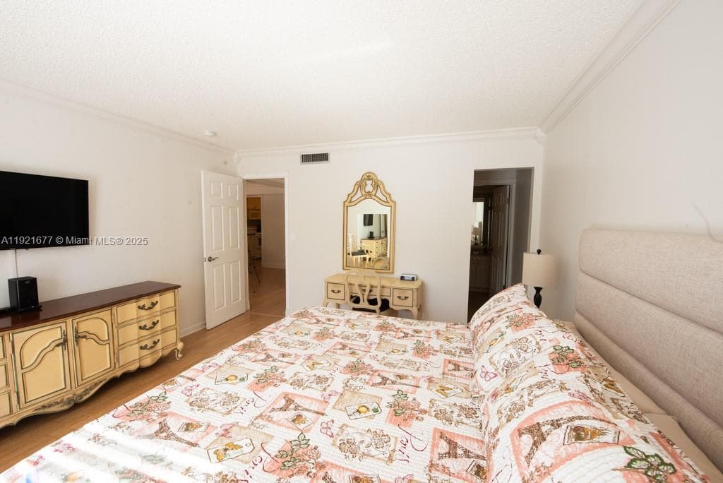 201 178th Dr # 323, Sunny Isles Beach FL 33160 — 30
