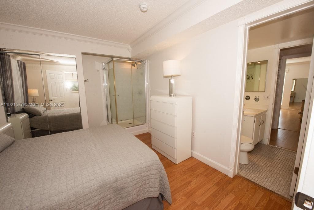 201 178th Dr # 323, Sunny Isles Beach FL 33160 — 41
