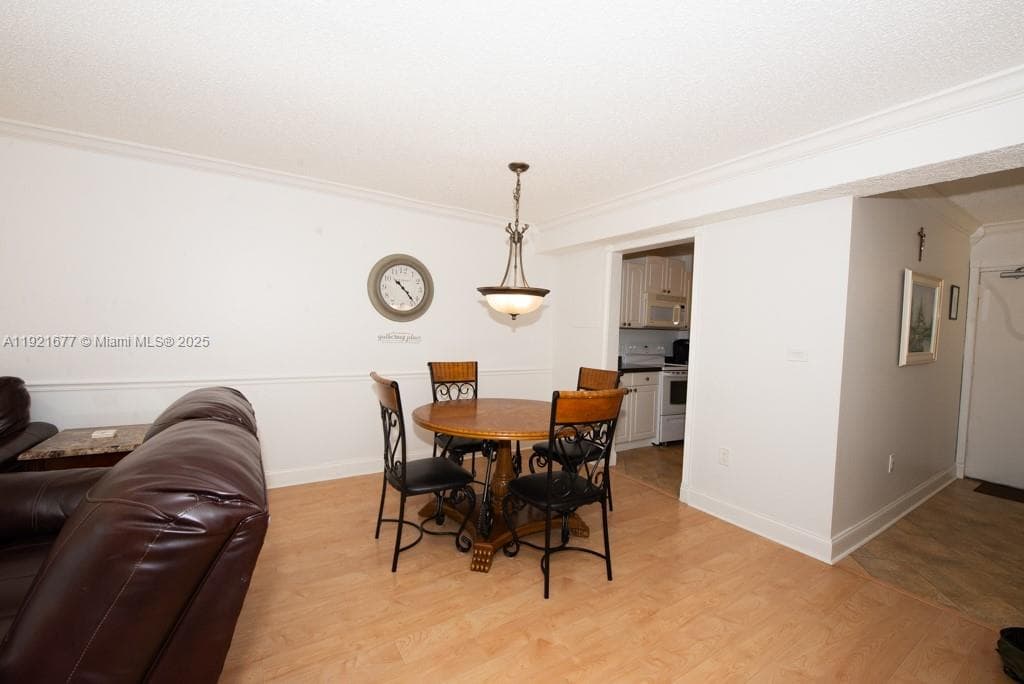 201 178th Dr # 323, Sunny Isles Beach FL 33160 — 11