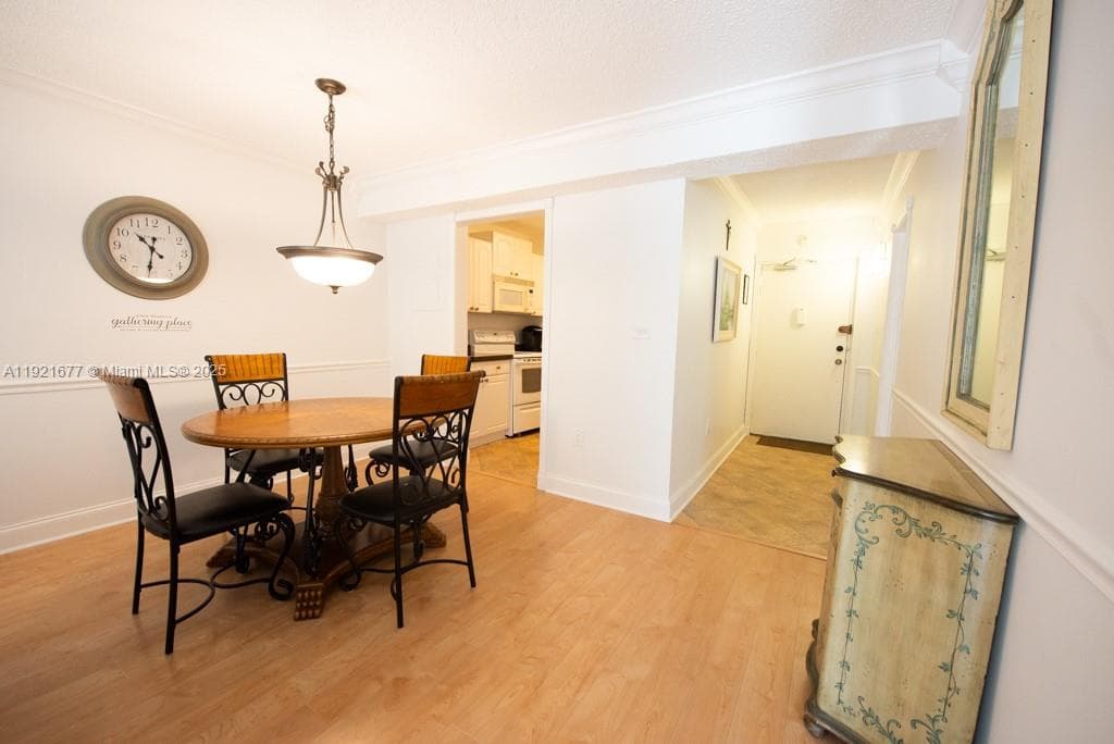 201 178th Dr # 323, Sunny Isles Beach FL 33160 — 8