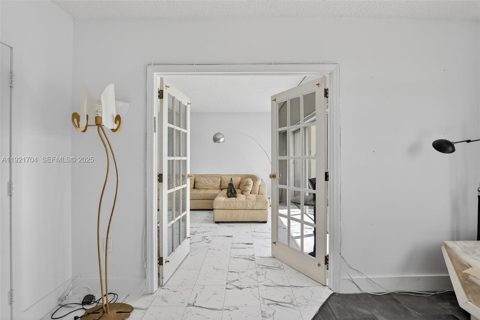 300 Bayview Dr # 308, Sunny Isles Beach FL 33160 — 23