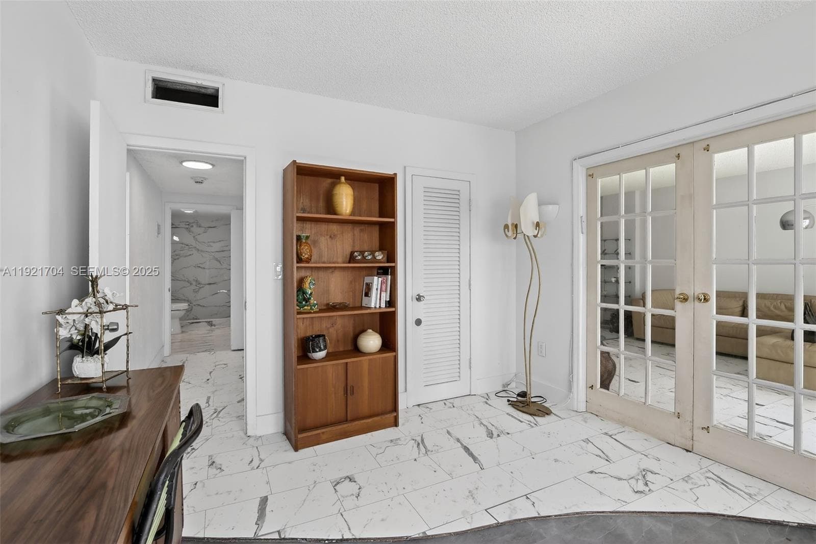 300 Bayview Dr # 308, Sunny Isles Beach FL 33160 — 27