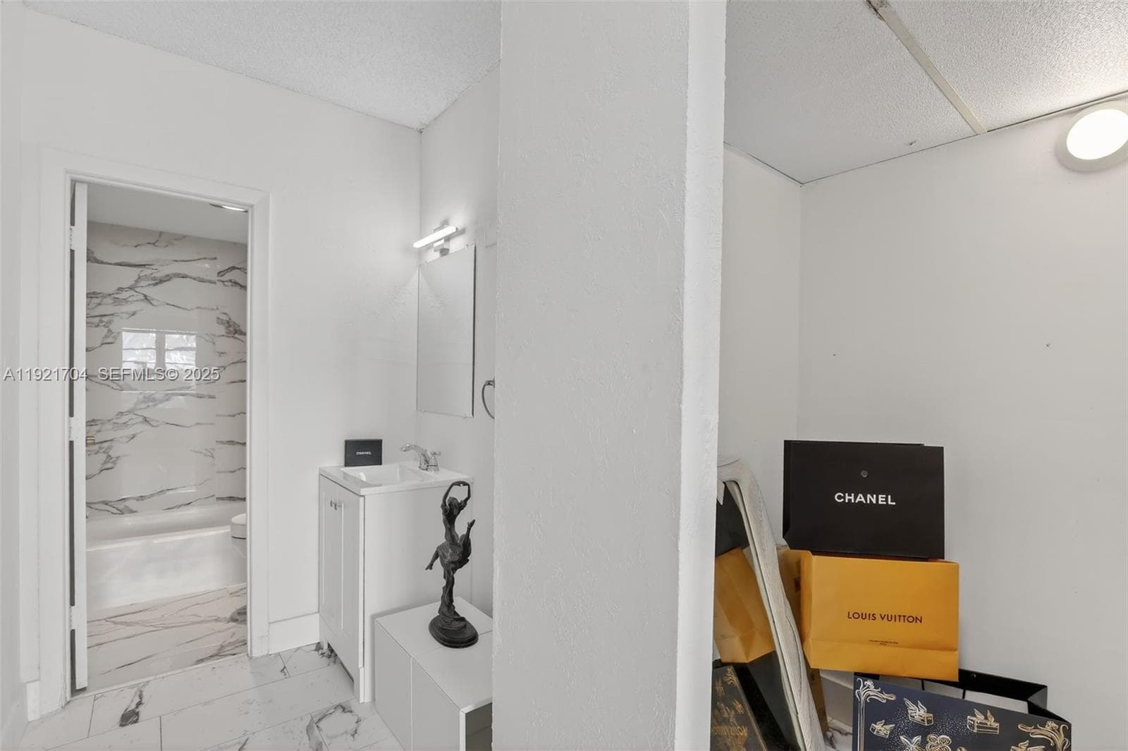 300 Bayview Dr # 308, Sunny Isles Beach FL 33160 — 36