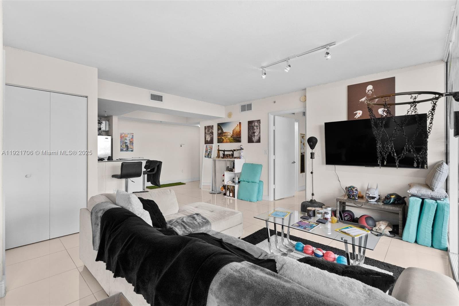 1871 NW S River Dr # 1402, Miami FL 33125 — 7