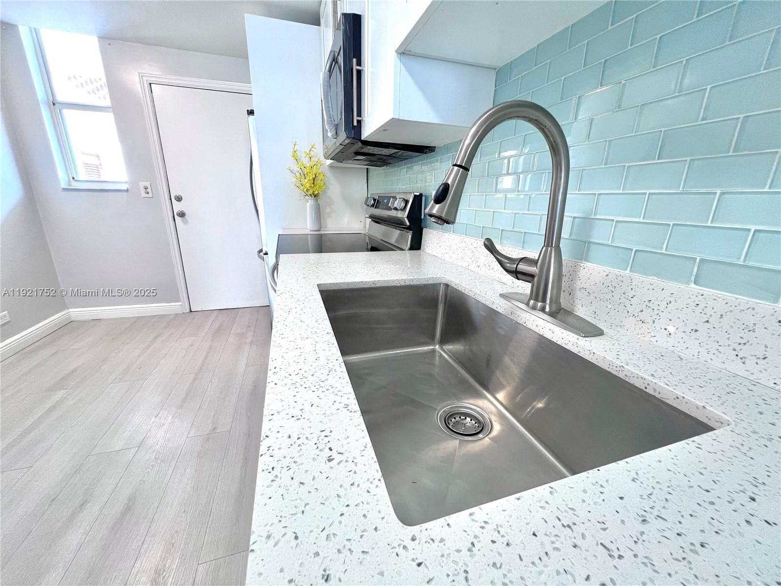 3660 NE 166th St # 505, North Miami Beach FL 33160 — 2