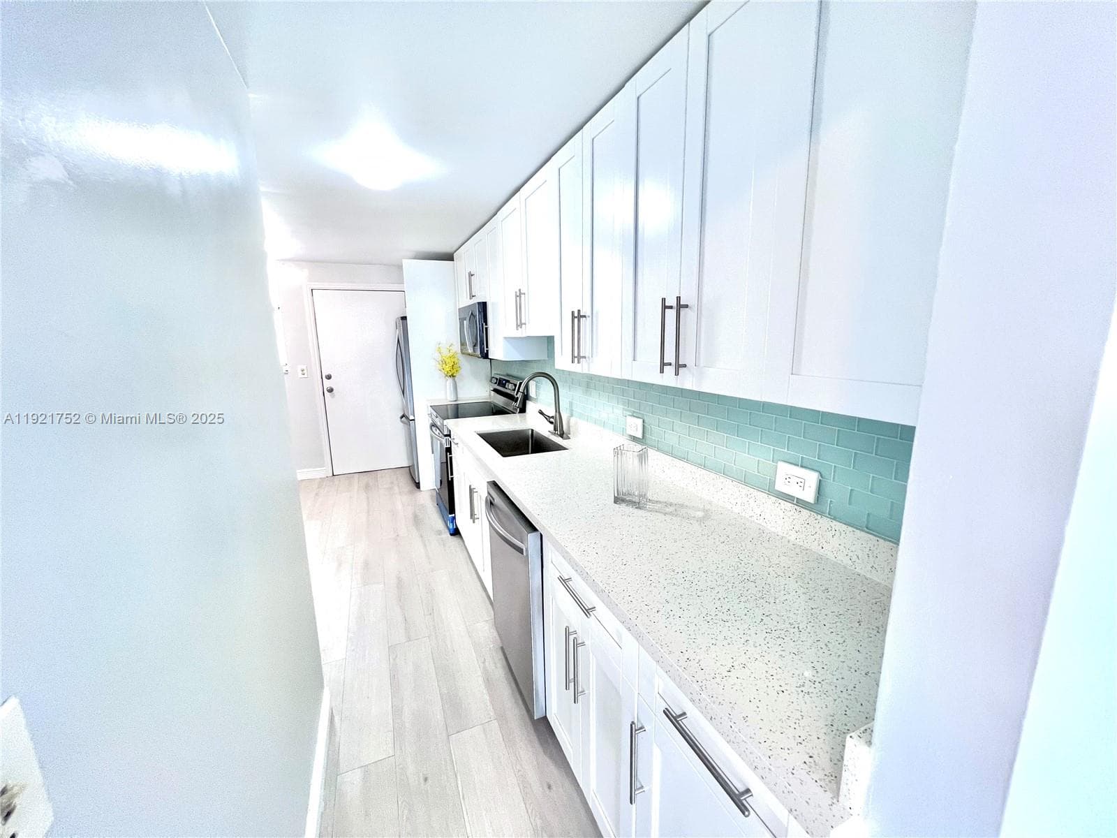 3660 NE 166th St # 505, North Miami Beach FL 33160 — 4