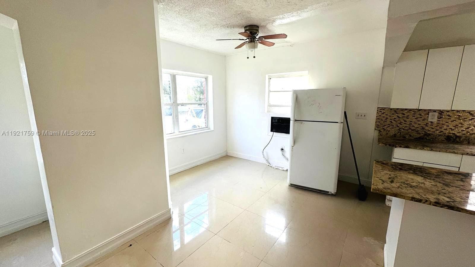 Marseilles Condo, Miami Beach, FL — 2