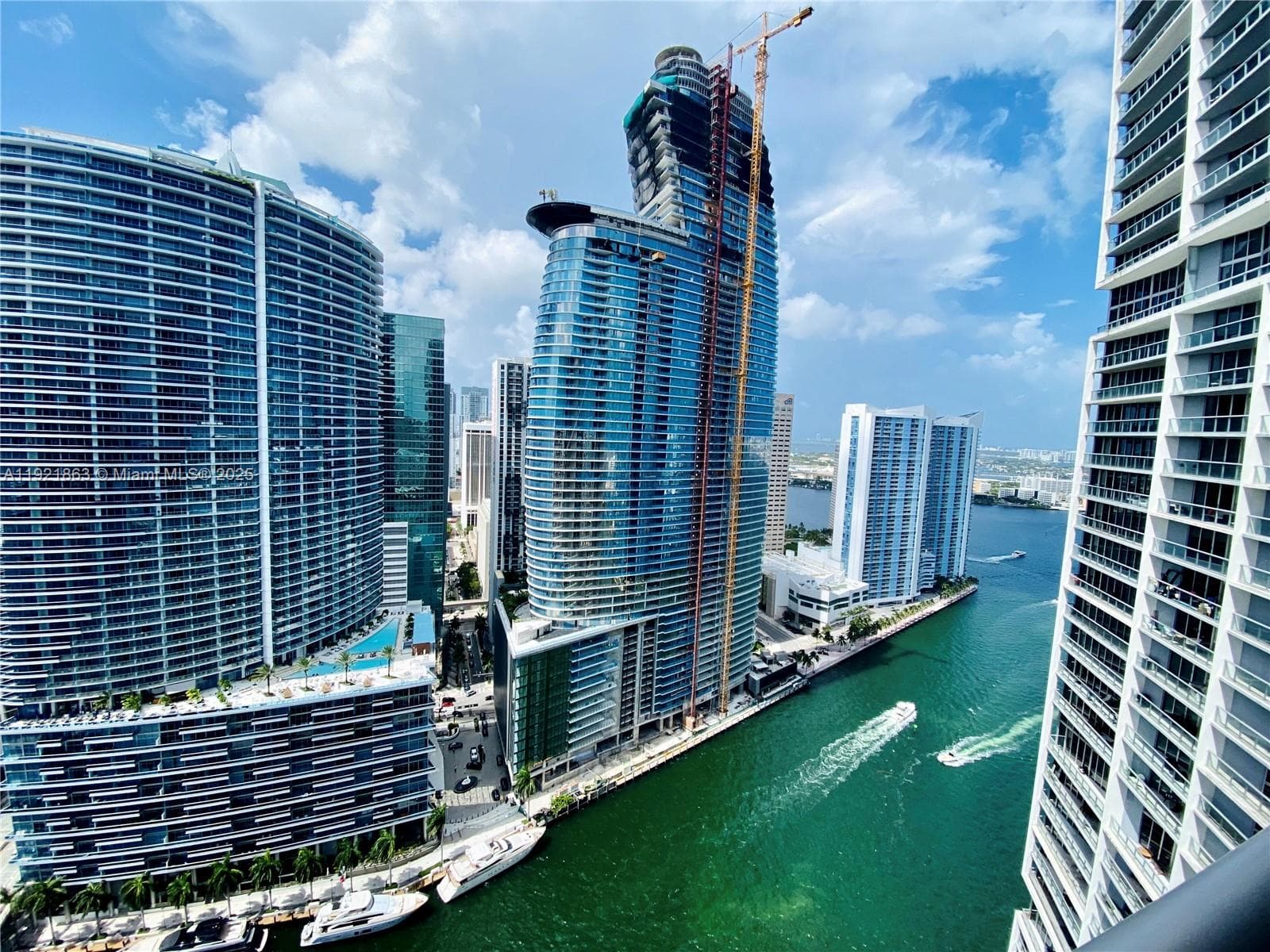 475 Brickell Ave # 3715, Miami FL 33131 — 1