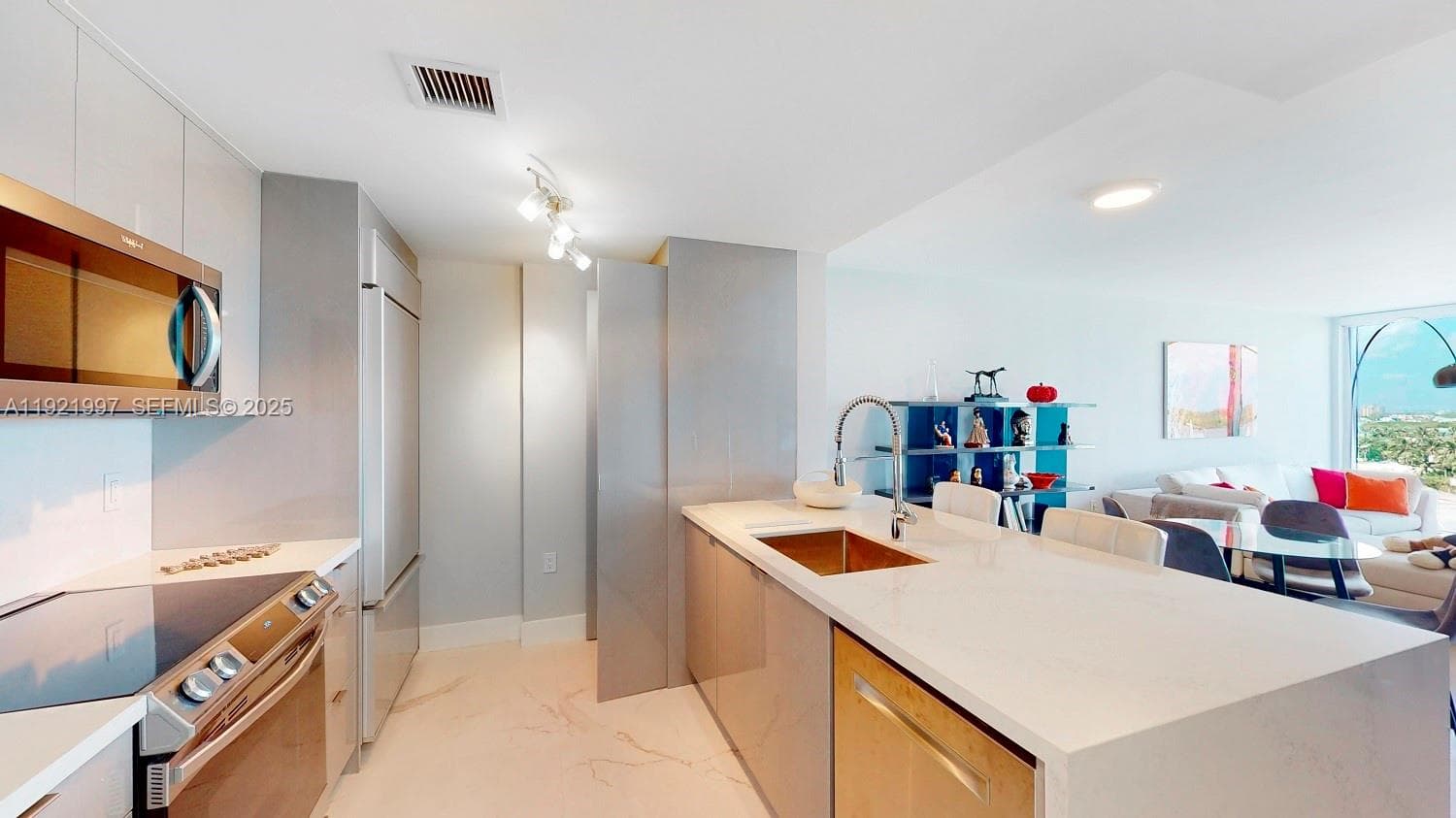 10275 Collins Ave # 724, Bal Harbour FL 33154 — 7