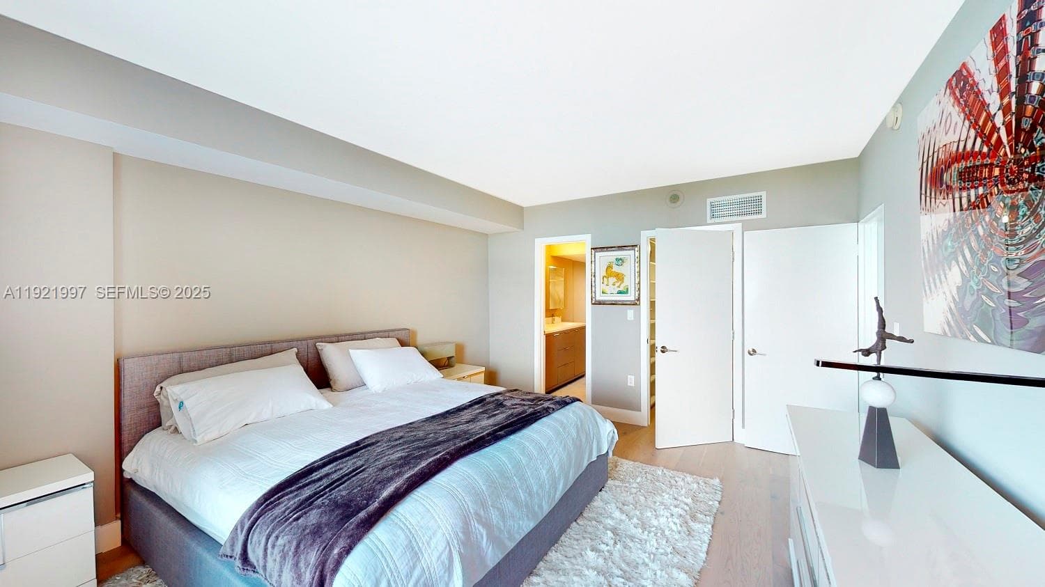 10275 Collins Ave # 724, Bal Harbour FL 33154 — 3