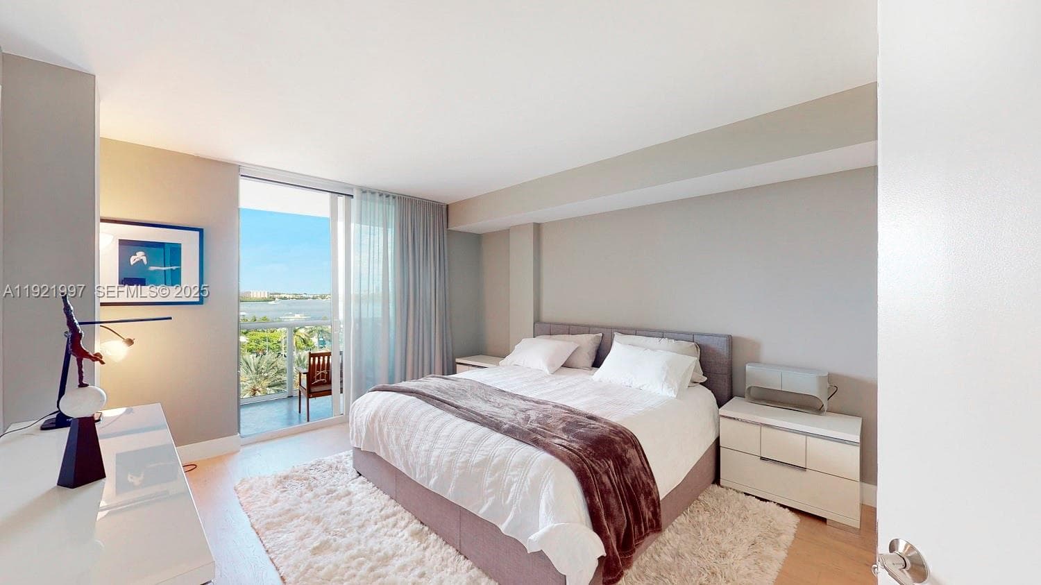 10275 Collins Ave # 724, Bal Harbour FL 33154 — 4