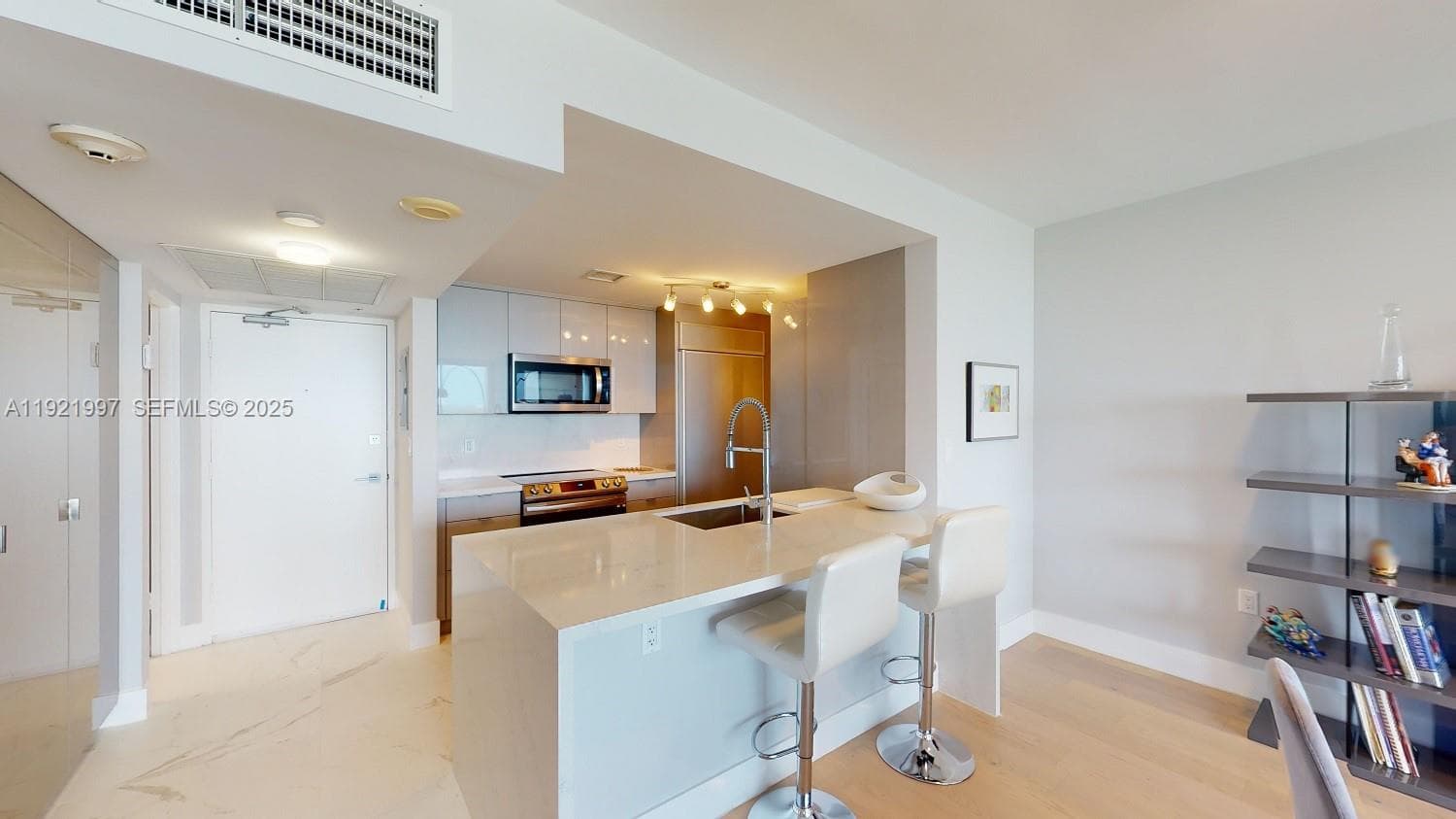 10275 Collins Ave # 724, Bal Harbour FL 33154 — 8