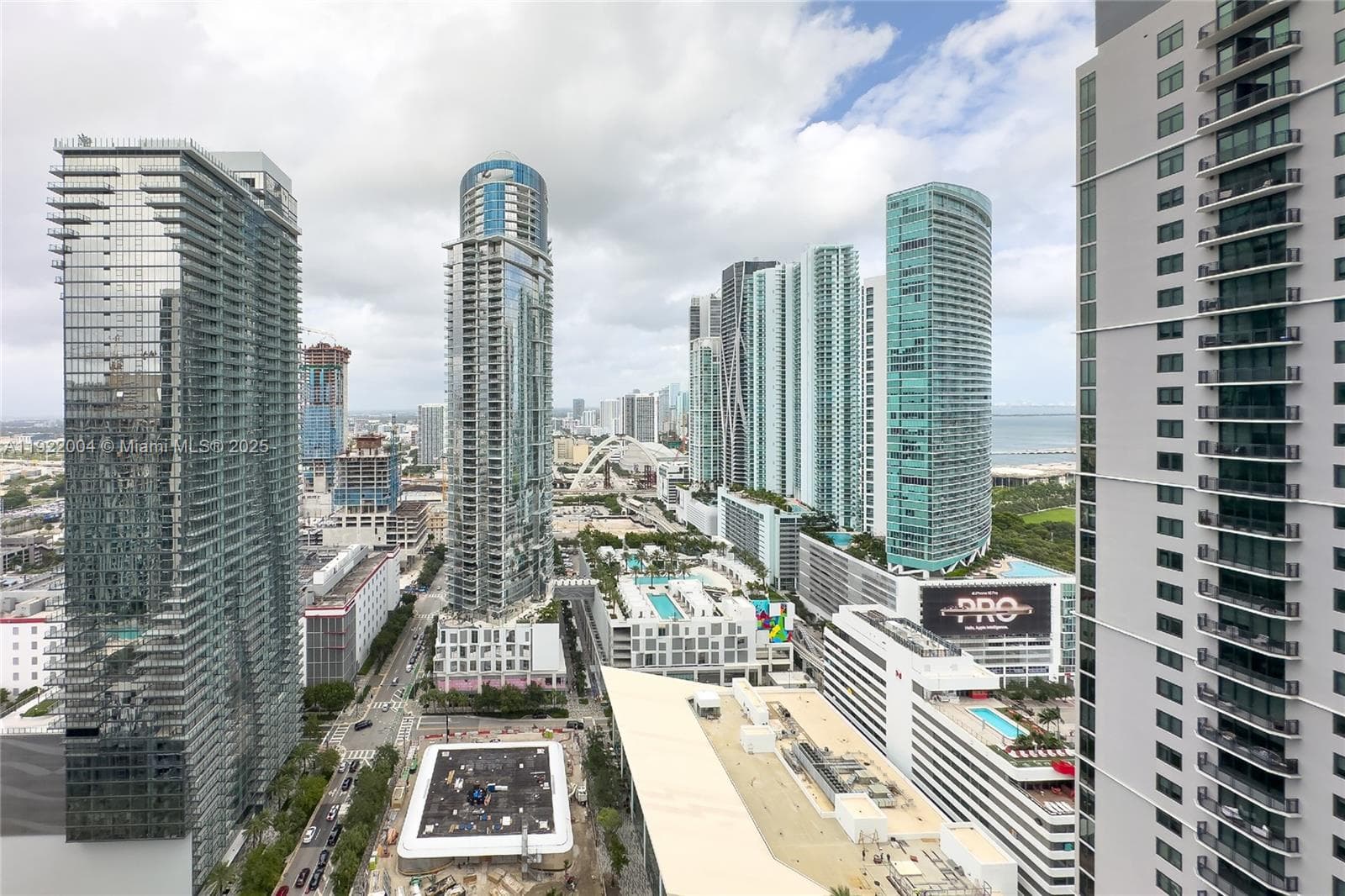 159 NE 6th St # 3002, Miami FL 33132 — 41