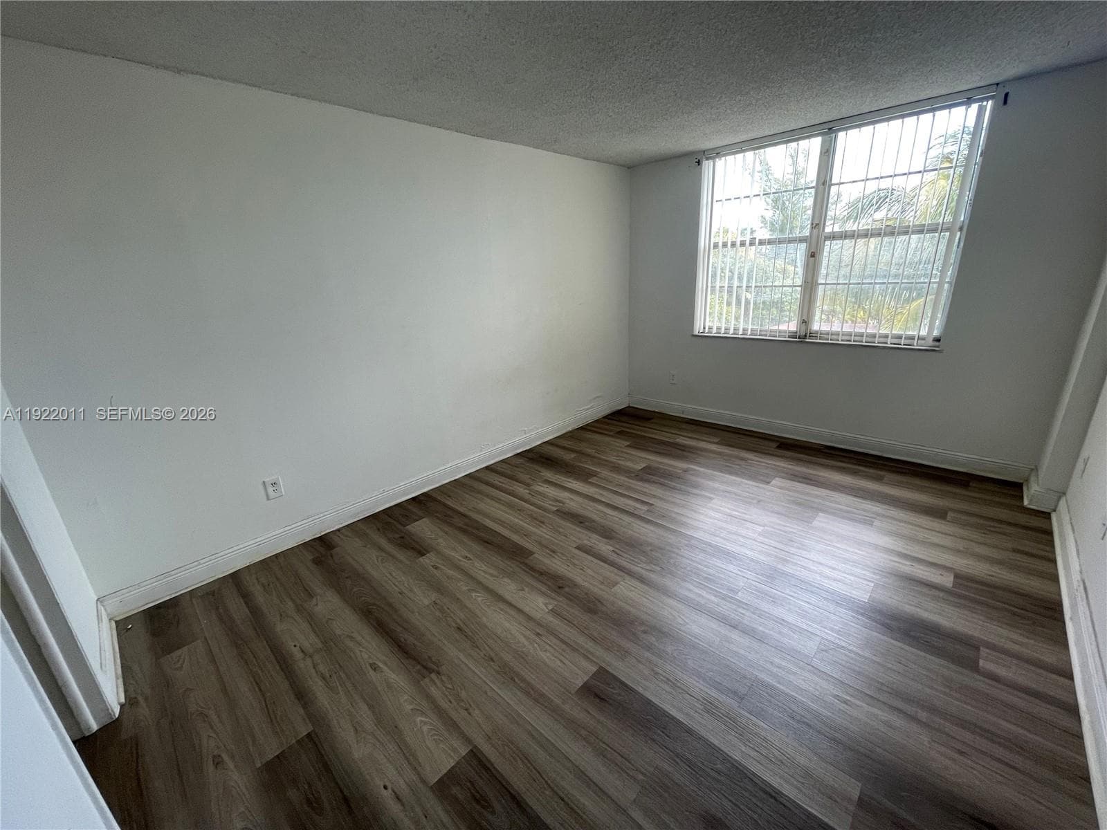 Dixie Terrace Condo, North Miami, FL — 12