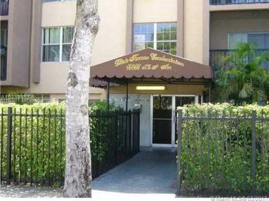 Dixie Terrace Condo, North Miami, FL — 3