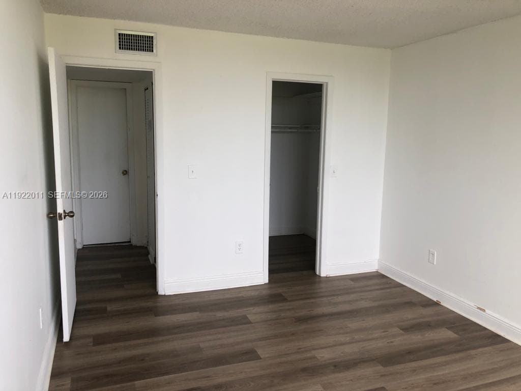 Dixie Terrace Condo, North Miami, FL — 10