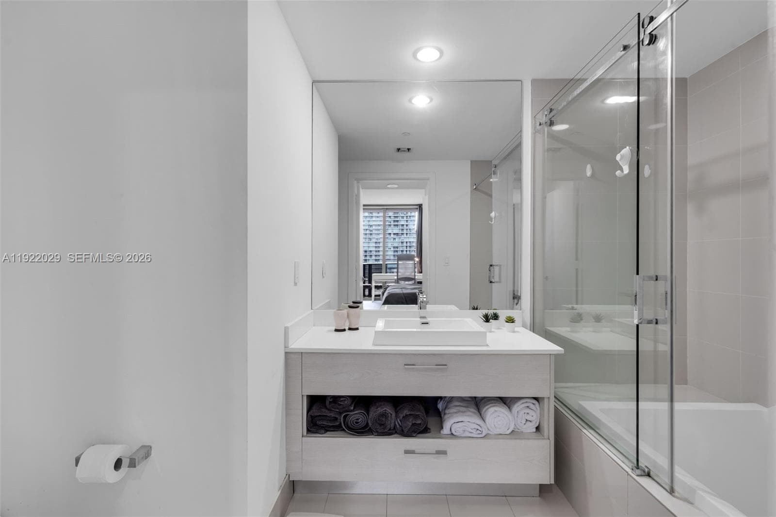 55 SW 9th St # 1705, Miami FL 33130 — 13