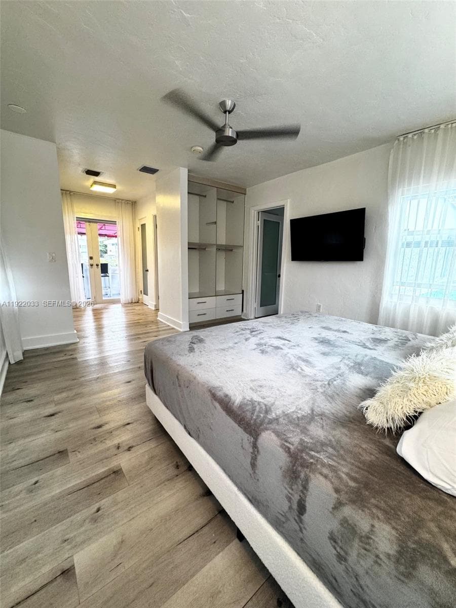 3470 Sheridan Ave, Miami Beach FL 33140 — 23