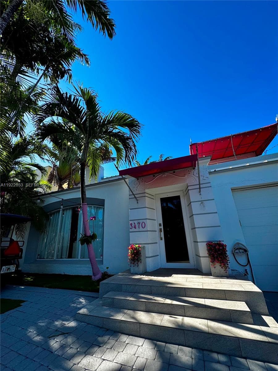 3470 Sheridan Ave, Miami Beach FL 33140 — 43