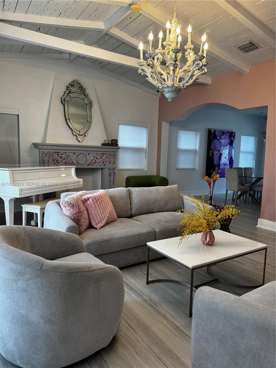 3470 Sheridan Ave, Miami Beach FL 33140 — 1