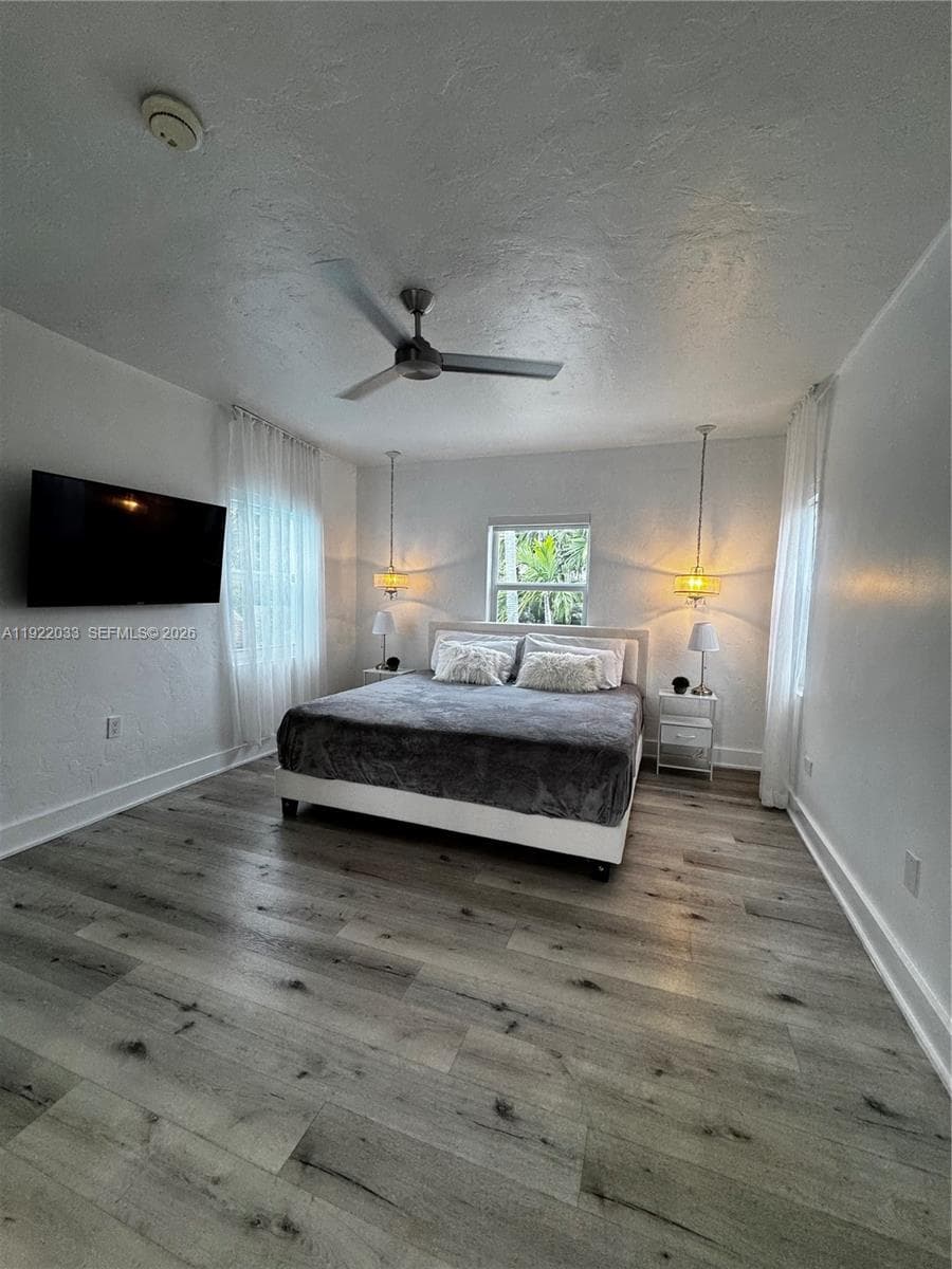 3470 Sheridan Ave, Miami Beach FL 33140 — 24