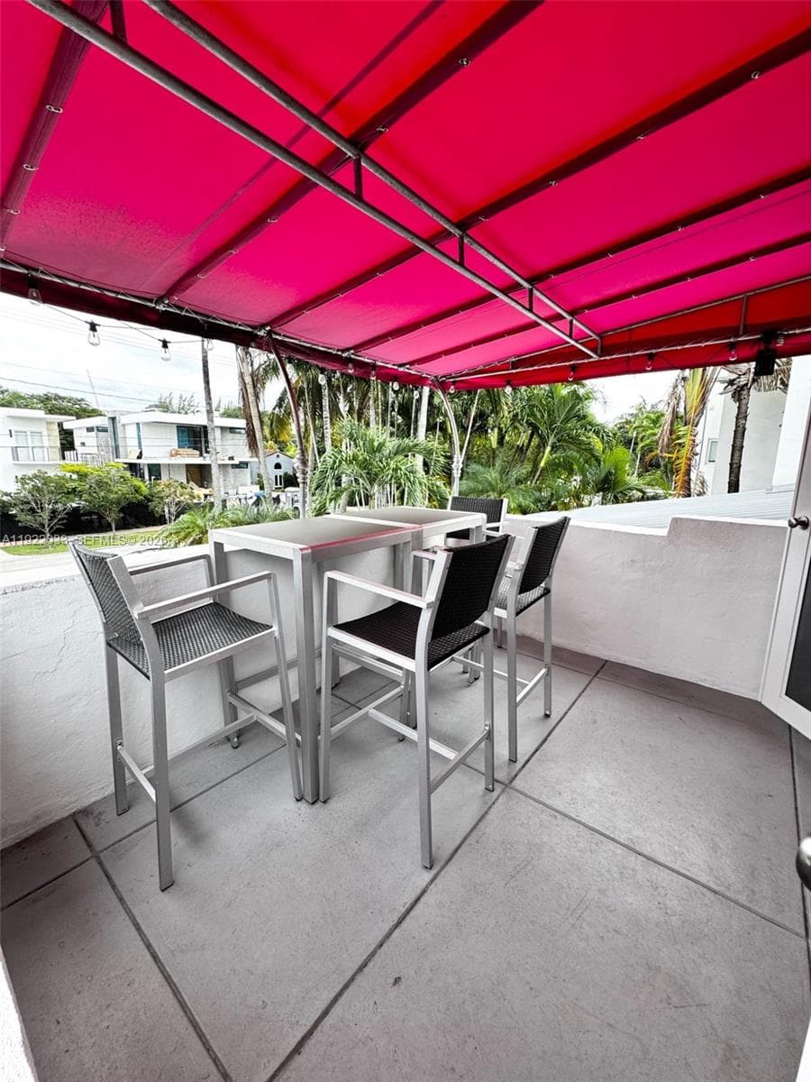 3470 Sheridan Ave, Miami Beach FL 33140 — 34