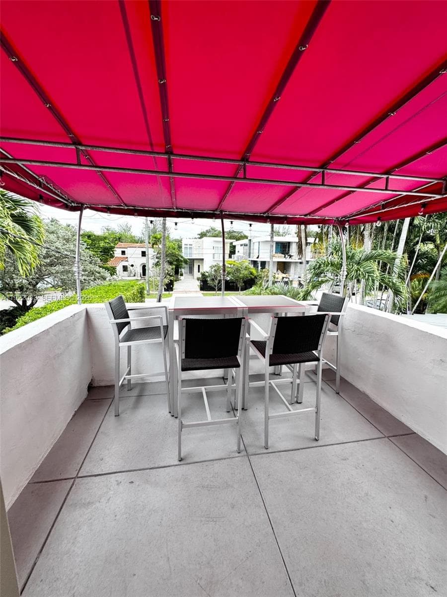 3470 Sheridan Ave, Miami Beach FL 33140 — 33