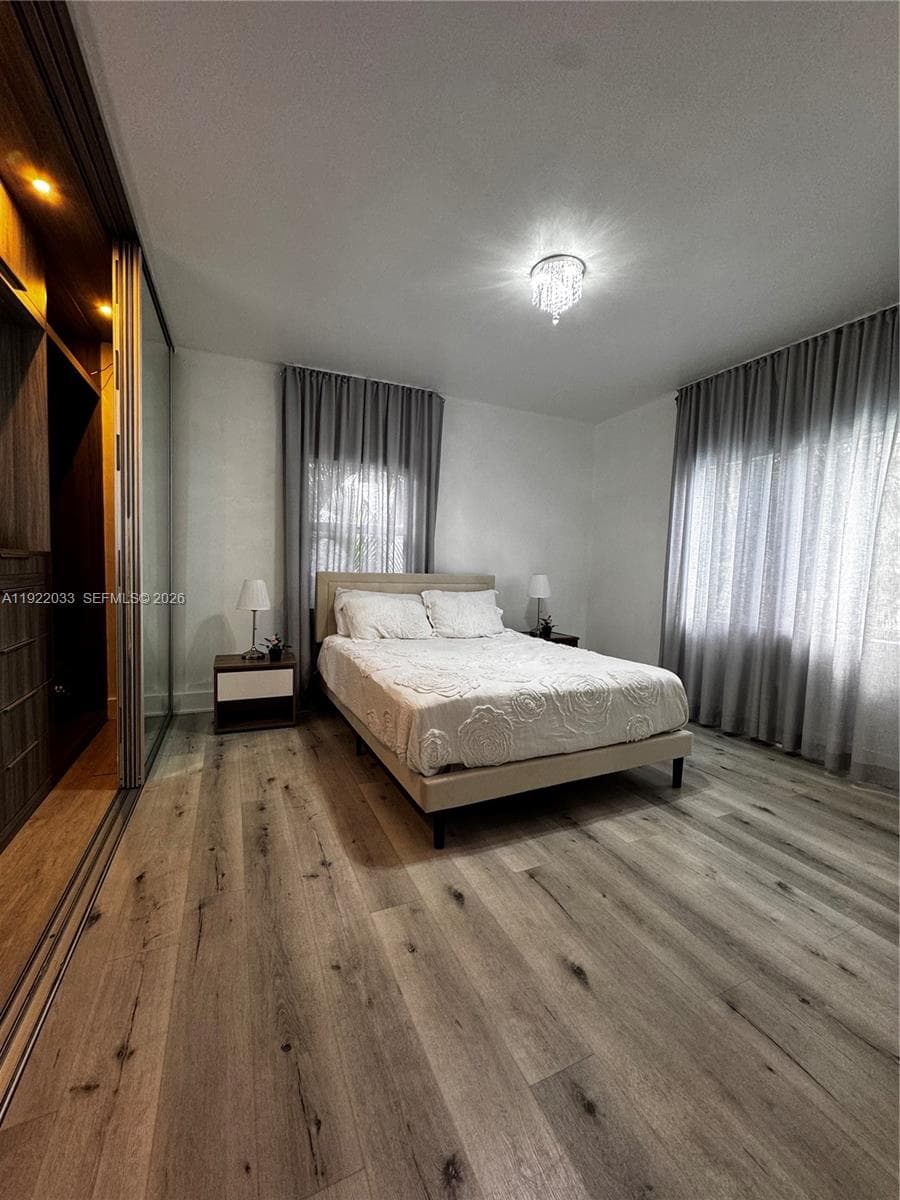 3470 Sheridan Ave, Miami Beach FL 33140 — 39