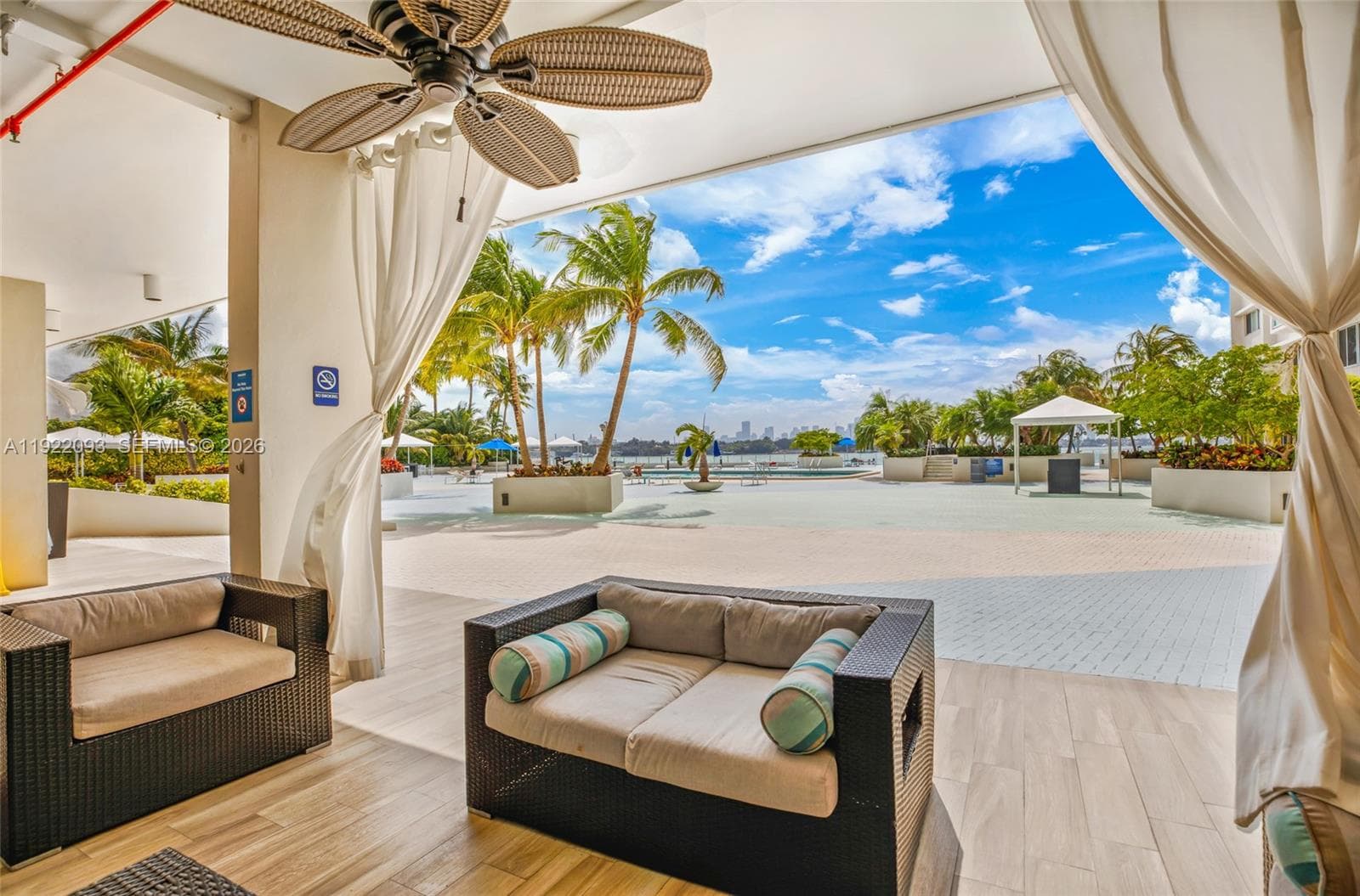 1200 West Ave # 15, Miami Beach FL 33139 — 29