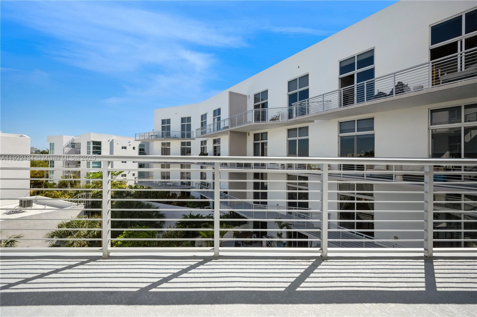 2001 Meridian Ave # 512, Miami Beach FL 33139 — 7