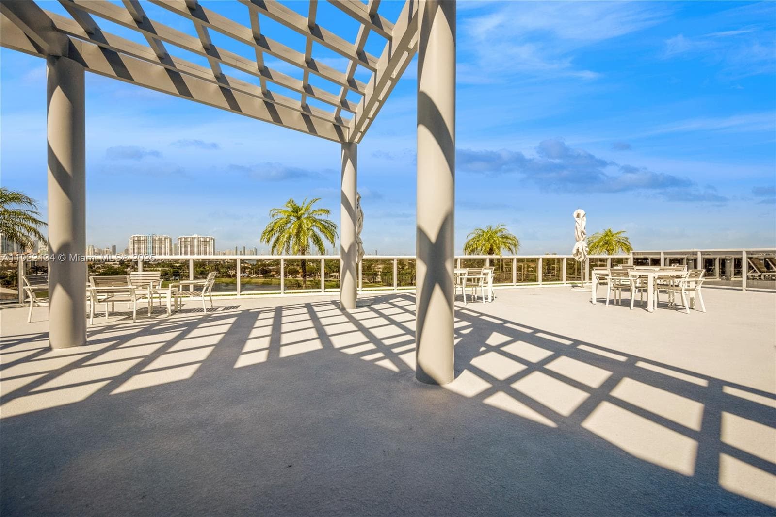 2001 Meridian Ave # 512, Miami Beach FL 33139 — 21