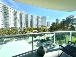 19390 Collins Ave # 414, Sunny Isles Beach FL 33160 — 20
