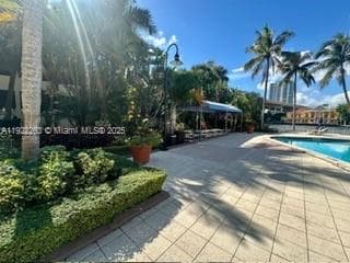 19390 Collins Ave # 414, Sunny Isles Beach FL 33160 — 33