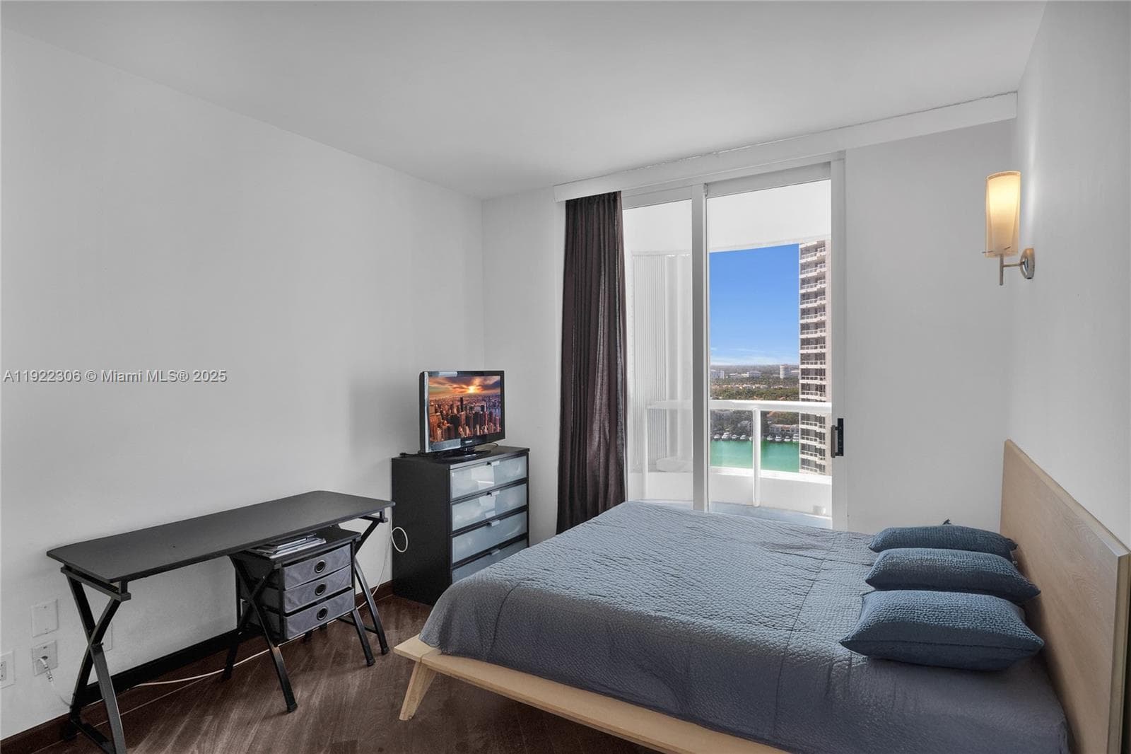 21050 Point Pl # 2001, Aventura FL 33180 — 27