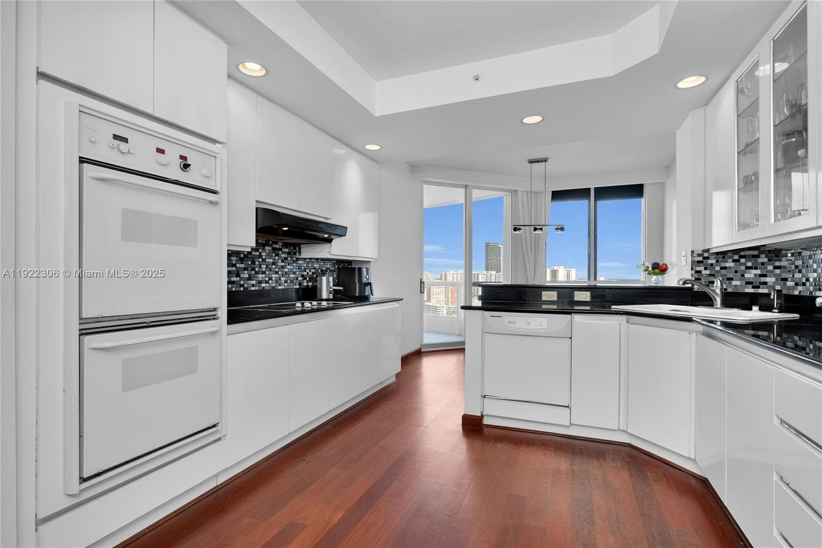 21050 Point Pl # 2001, Aventura FL 33180 — 15