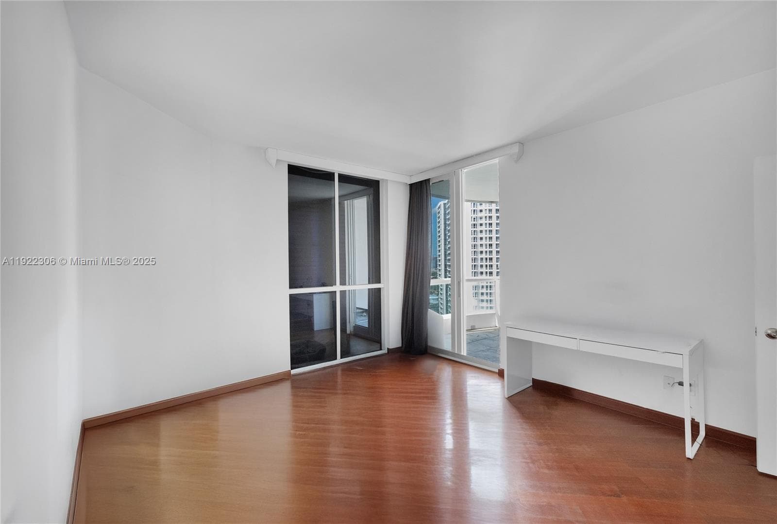 21050 Point Pl # 2001, Aventura FL 33180 — 25