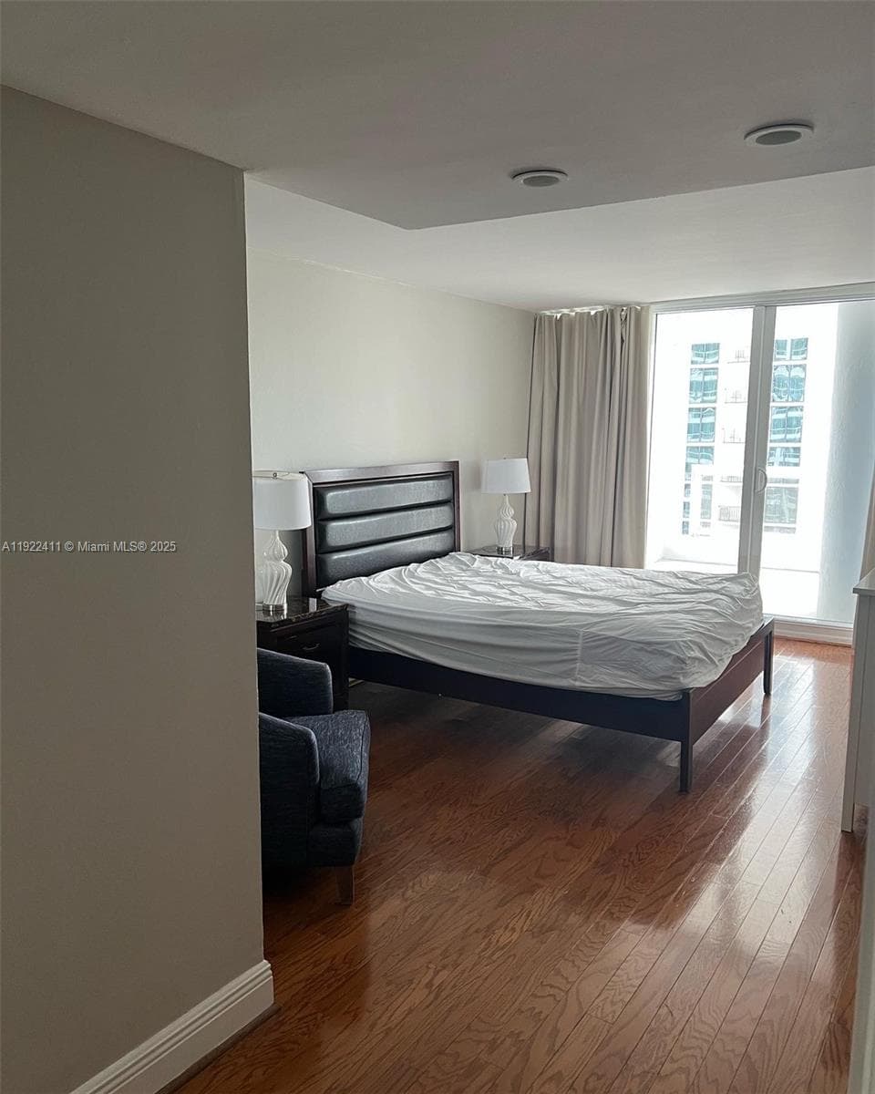 1717 N Bayshore Dr # 1856, Miami FL 33132 — 9