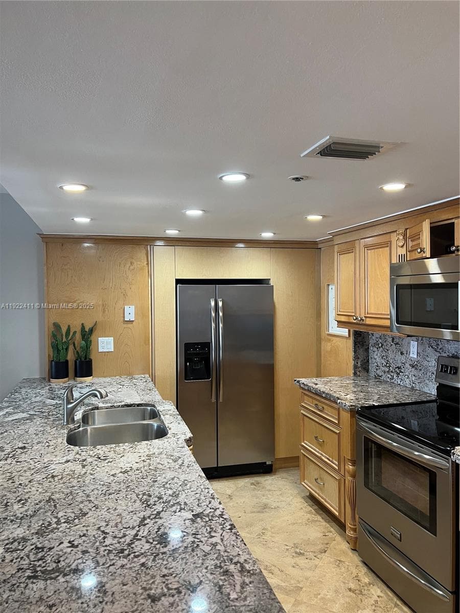 1717 N Bayshore Dr # 1856, Miami FL 33132 — 4