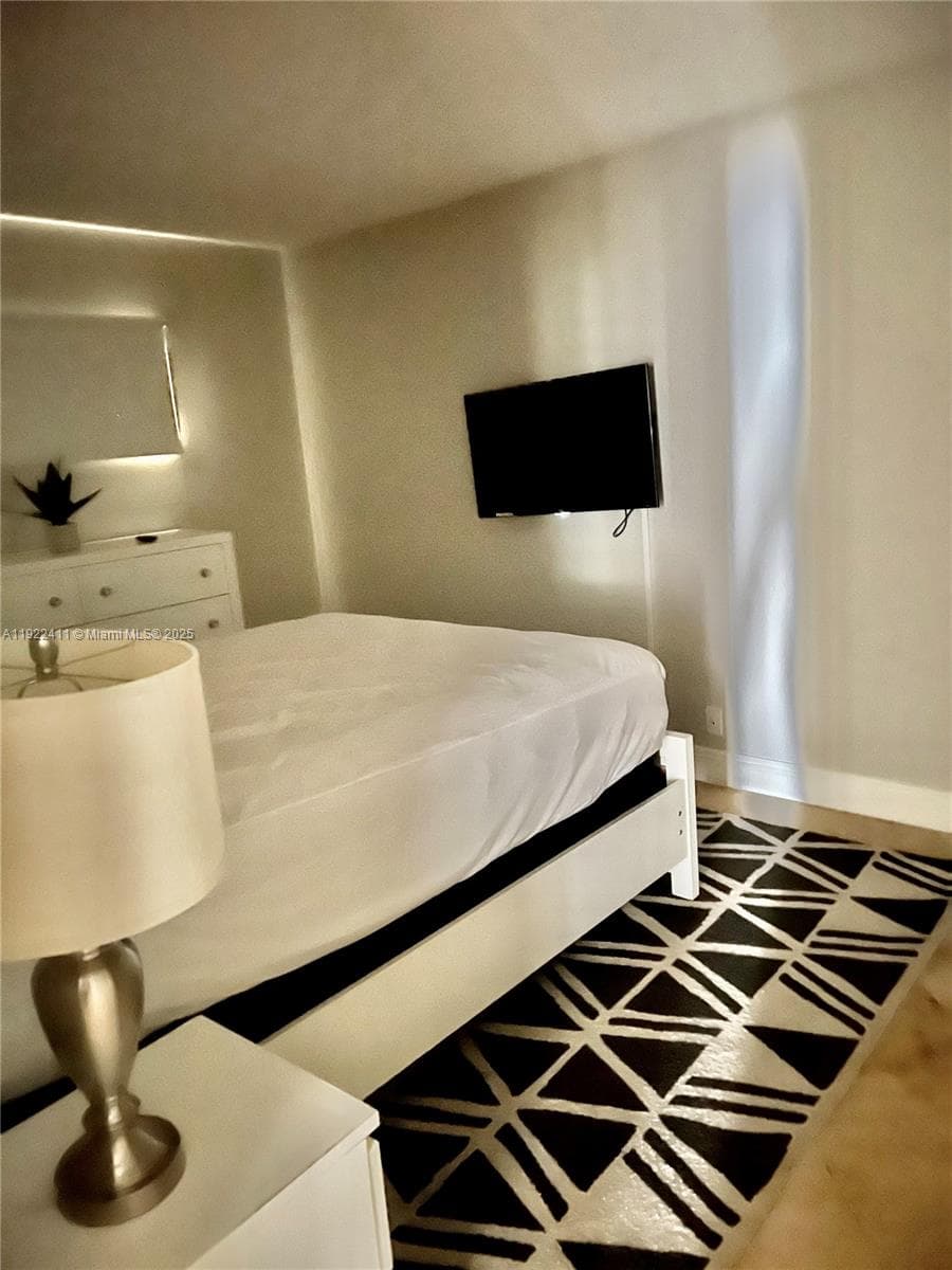 1717 N Bayshore Dr # 1856, Miami FL 33132 — 8