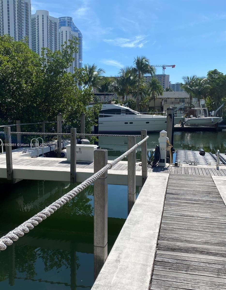 16400 Collins Ave, Sunny Isles Beach FL 33160 — 2