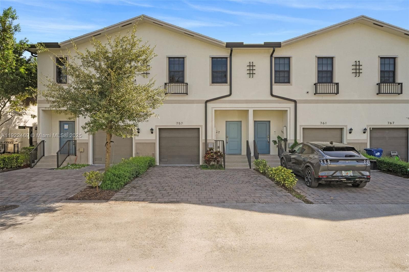 757 SW 11th St, Florida City FL 33034 — 1