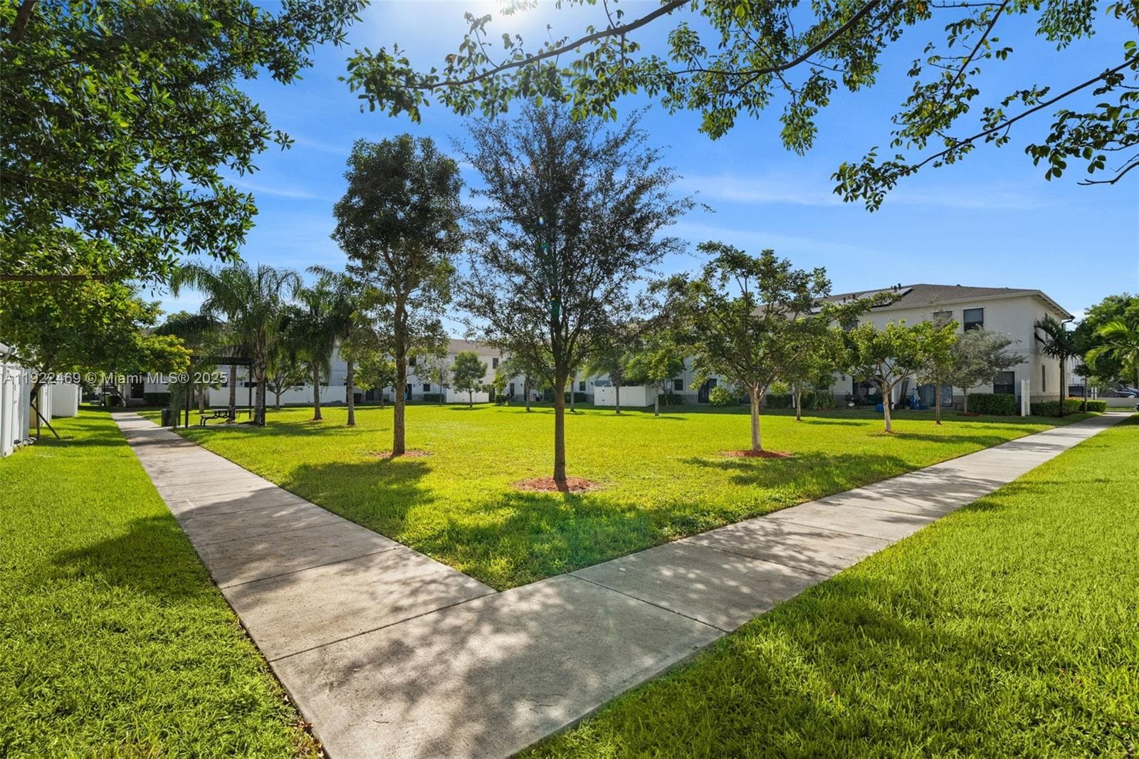 757 SW 11th St, Florida City FL 33034 — 29