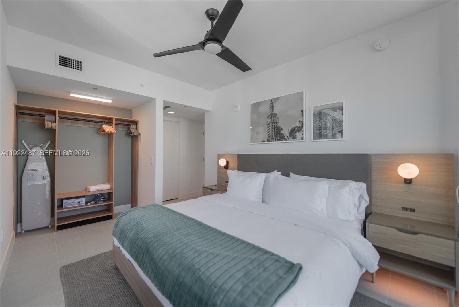 159 NE 6th St # 4601, Miami FL 33132 — 23