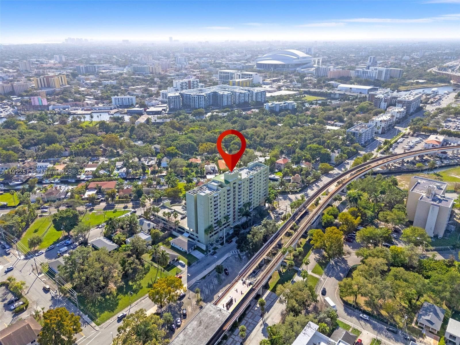 816 NW 11th St # 607, Miami FL 33136 — 1
